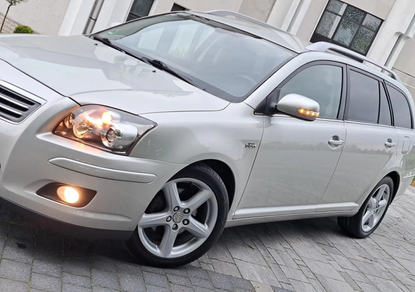 Toyota Avensis cena 21500 przebieg: 185746, rok produkcji 2009 z Tarnów małe 704